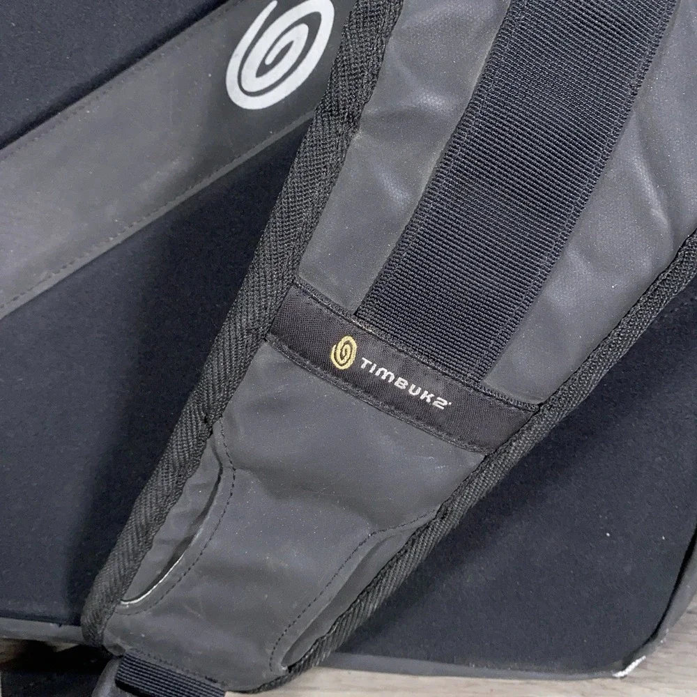 Timbuk2 Black Laptop Travel Duffel‎ Bag Weekender Messenger Crossbody Spacious